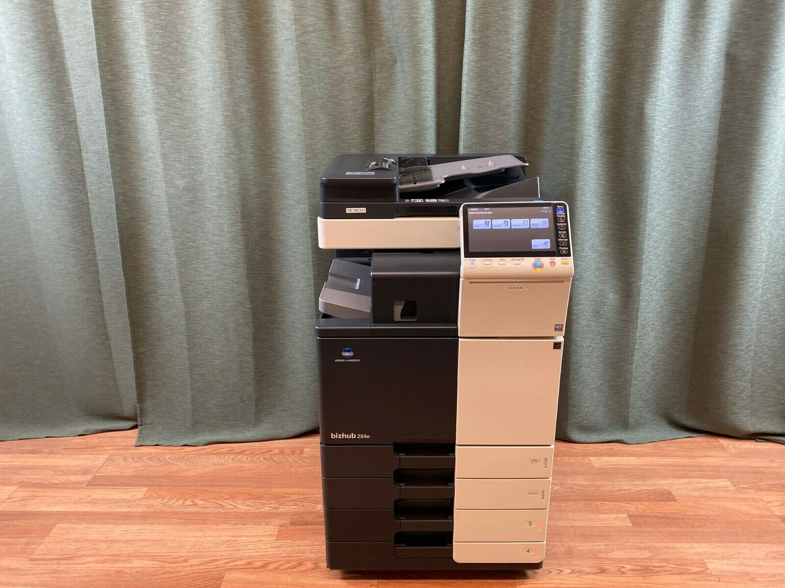 Konica Minolta Bizhub 284e B/w Copier Printer Scanner Fax Finisher Low Use 44k